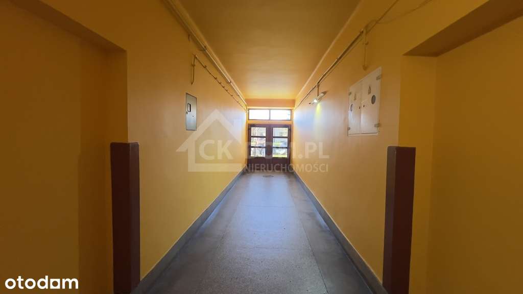 Kamienica w centrum Staszowa - bardzo dobry stan-8