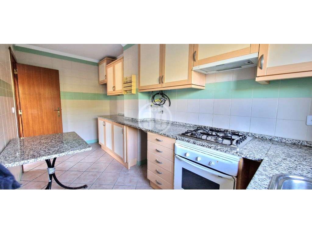 Apartamento com 2 quartos vendido em sistema de propostas múltiplas.-13