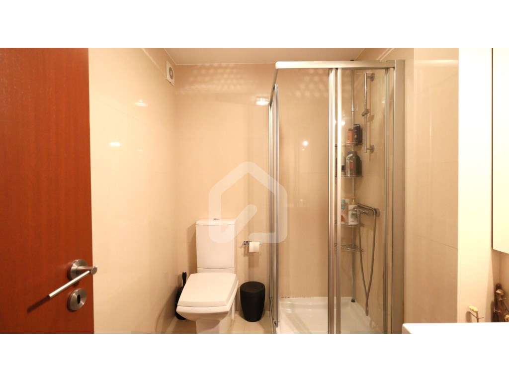 Moradia T3 + T0 em Condomínio Fechado com Piscina à Venda em Vila N...-32