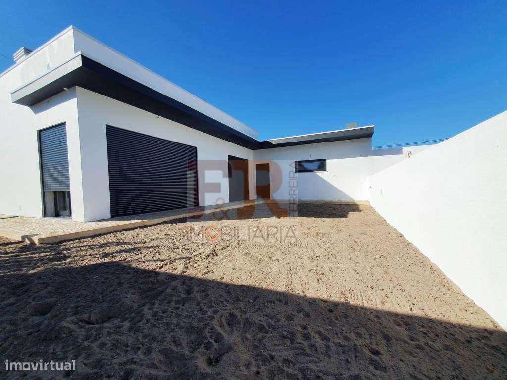 Moradia T3 com Garagem. Fernão Ferro - Grande imagem: 4/26