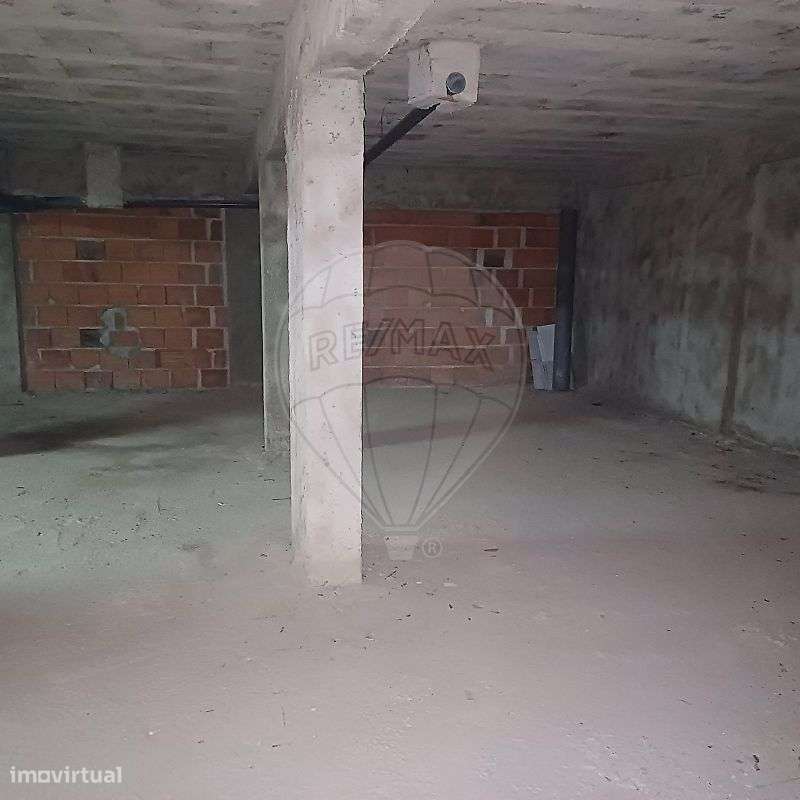 Armazém  para arrendamento - Grande imagem: 4/12