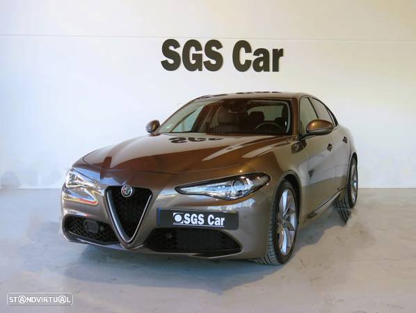 Alfa Romeo Giulia 2.2 D AT8 - 1