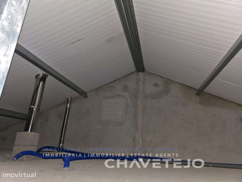 Moradia T4 Moderna c/ Garagem, estilo e Conforto a um Passo de Tomar-55