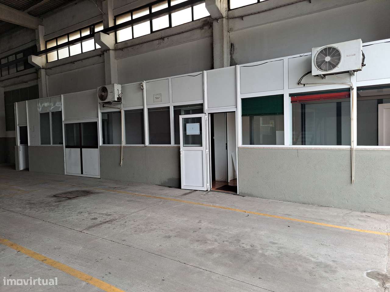 Zona industrial de Chaves 1 ou 2 Armazéns para Arrendar - Grande imagem: 2/9