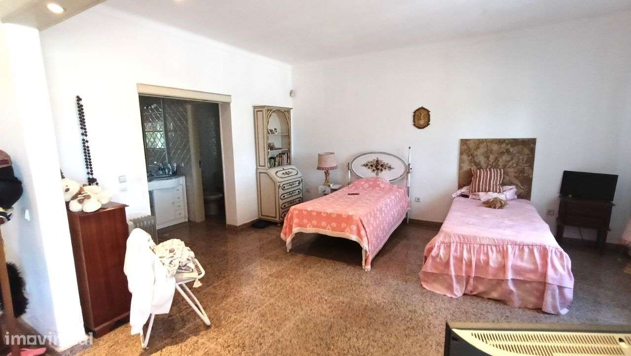 Quinta Pegões Velhos, junto á adega, com moradia e armazém lote 3,8 ha-28