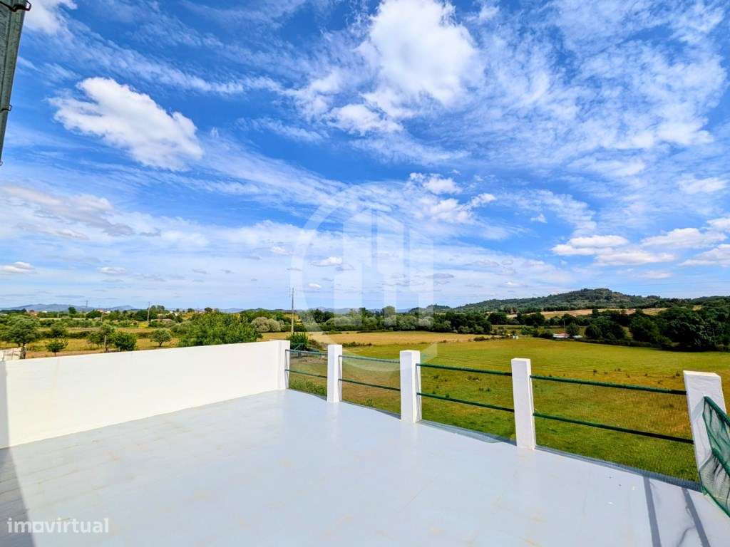 T3 com terraço e sótão - O equilíbrio perfeito entre espaço e conforto-12