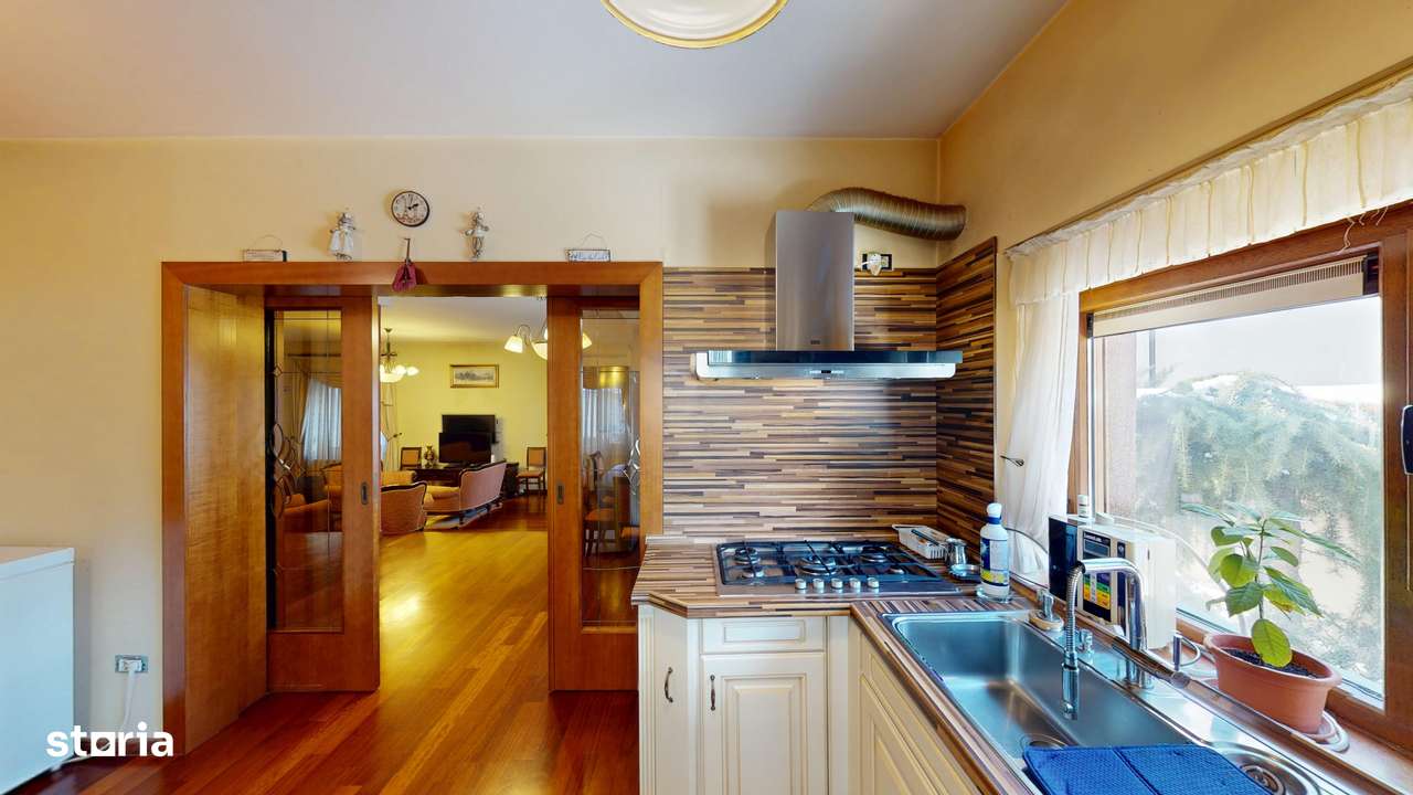 Vila impecabilă 350 mp utili, 400 m METROU, Sector 1 - Imagine principală: 4/19