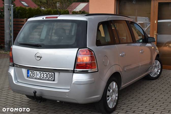 Opel Zafira - 4