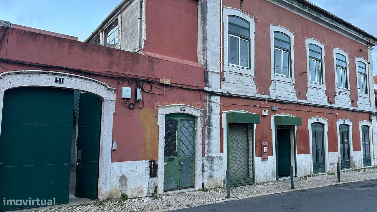 Dois Prédios para investimento | Charneca do Lumiar | Lisboa - Grande imagem: 3/18