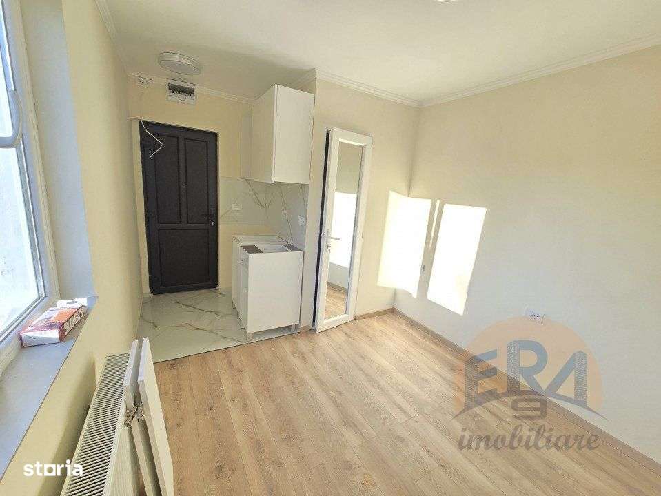 Garsoniera renovata | Etaj 3 | Rogerius, str. Aluminei - Imagine principală: 4/8