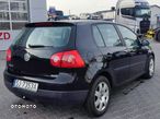 Volkswagen Golf - 24