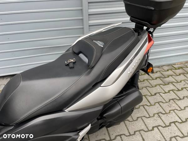 Yamaha X-max - 17