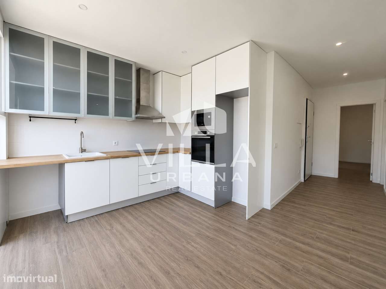 Apartamento T2 c/quintal na Cruz de Pau-3