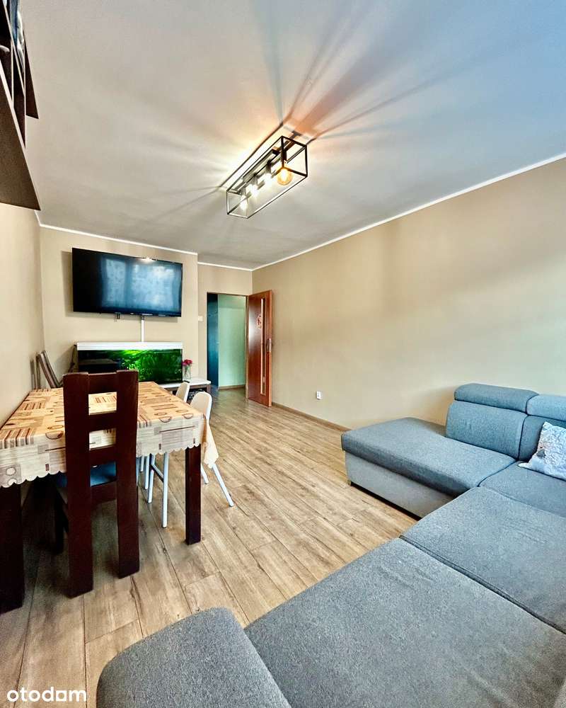 Gotowe Do Zamieszkania, 60 m² + Garaże + Ogródek - Markowice-1