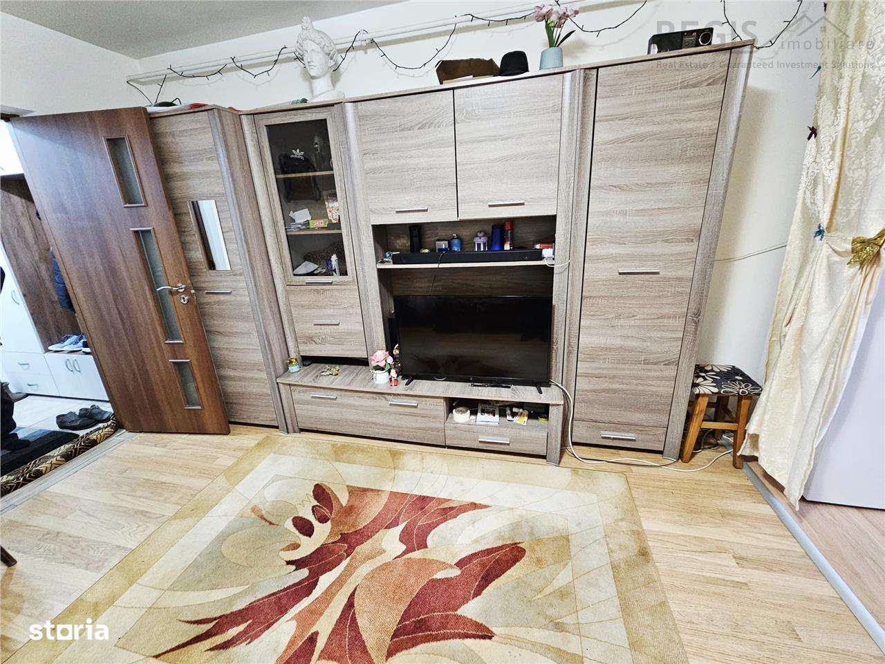 Garsoniera mobilata si utilata ASTRA-1