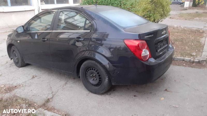 Gat umplere rezervor Chevrolet Aveo T300 - 2