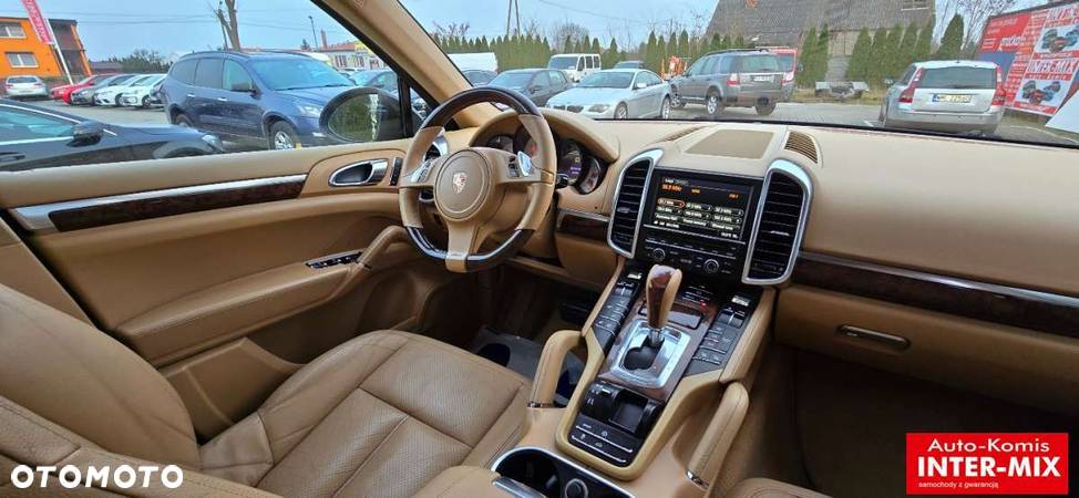 Porsche Cayenne Standard - 29