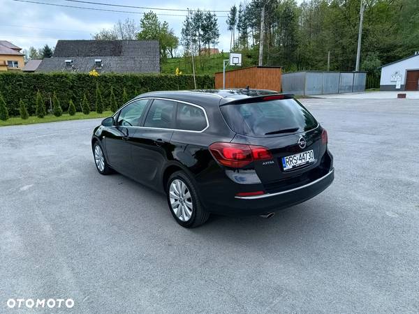 Opel Astra 1.4 Turbo Cosmo - 23