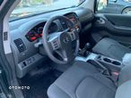 Nissan Navara 2.5 D SE Long - 9