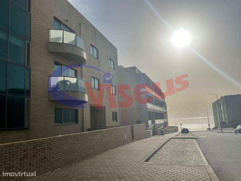 Apartamento T2 Penthouse Mobilado-6