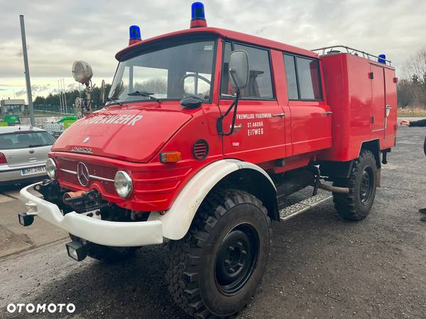 Mercedes-Benz Unimog - 2