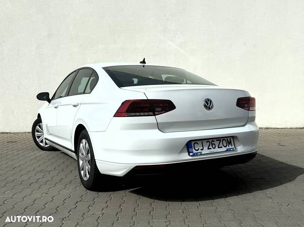 Volkswagen Passat Variant 2.0 TDI DSG Comfortline - 6