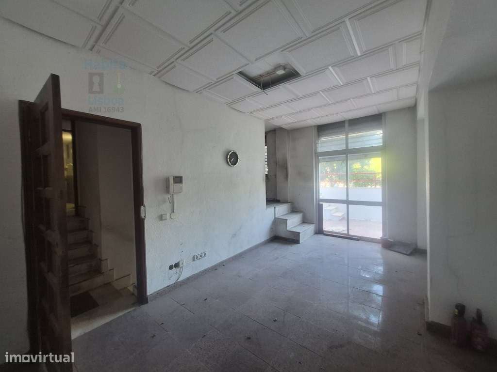Escritório Duplex no Centro do Laranjeiro com Terraço-14