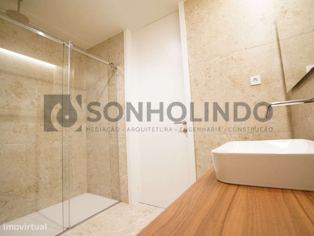 Apartamento T2 novo com varanda, exposição solar a poente, garagem ...-9