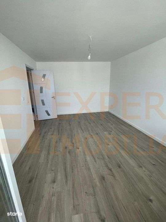Apartament 3 camere de vanzare - in Centru-Constanta - Imagine principală: 2/7