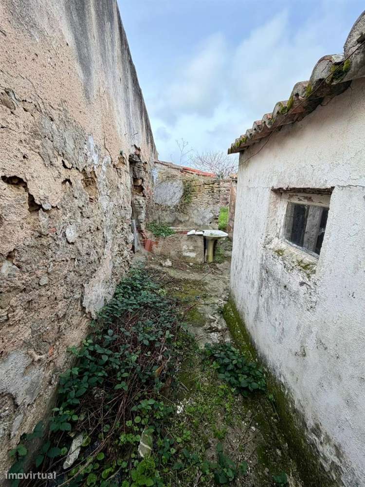 Moradia T2 +T0, Feiteira, São Pedro da Cadeira - Grande imagem: 5/6