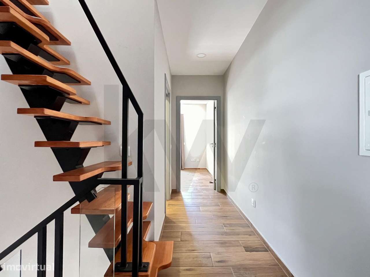 Moradia Seminova de Charme T2+1 com Mar à Espreita - Grande imagem: 4/32