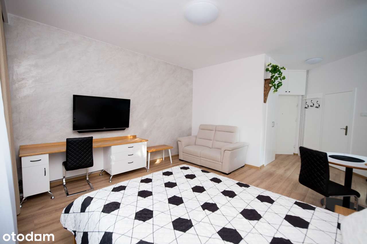 KAWALERKA -Al. Wyzwolenia Plac Zbawiciela- metro - Śródmieście - Pełny obrazek: 2/16