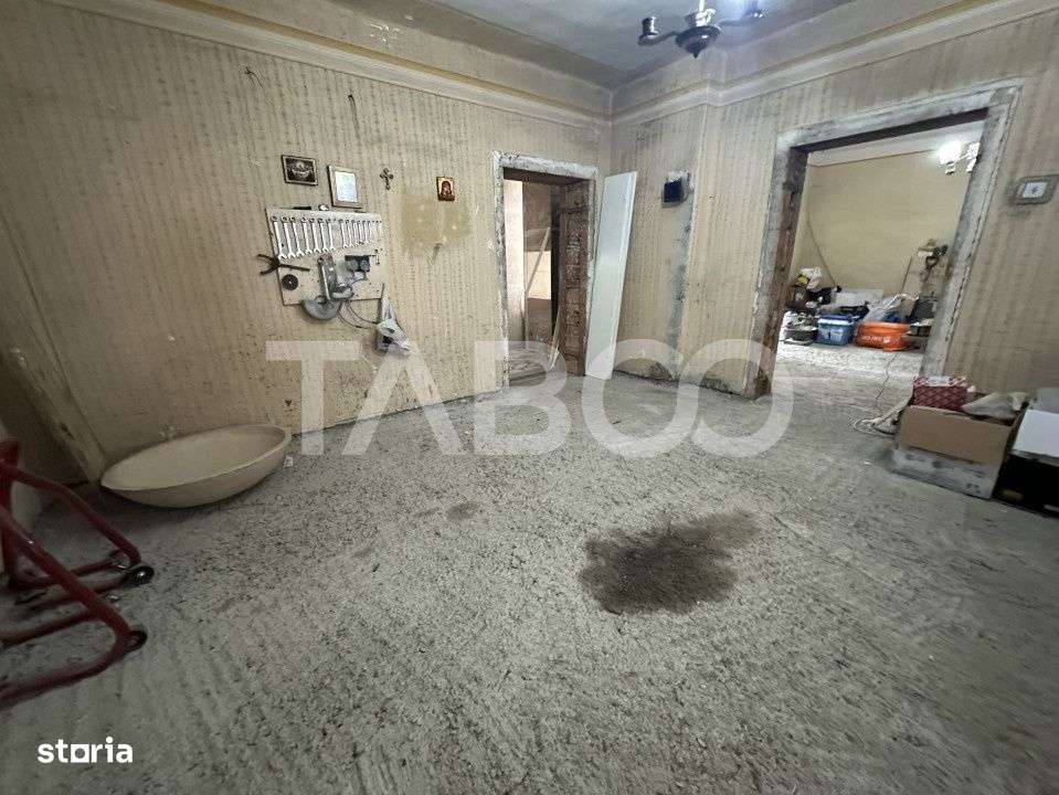 Casa de vanzare 4 camere 125 mpu teren liber 923 mp anexa Comuna Lisa - Imagine principală: 5/8