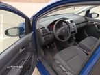 Volkswagen Touran 1.6 Conceptline - 11