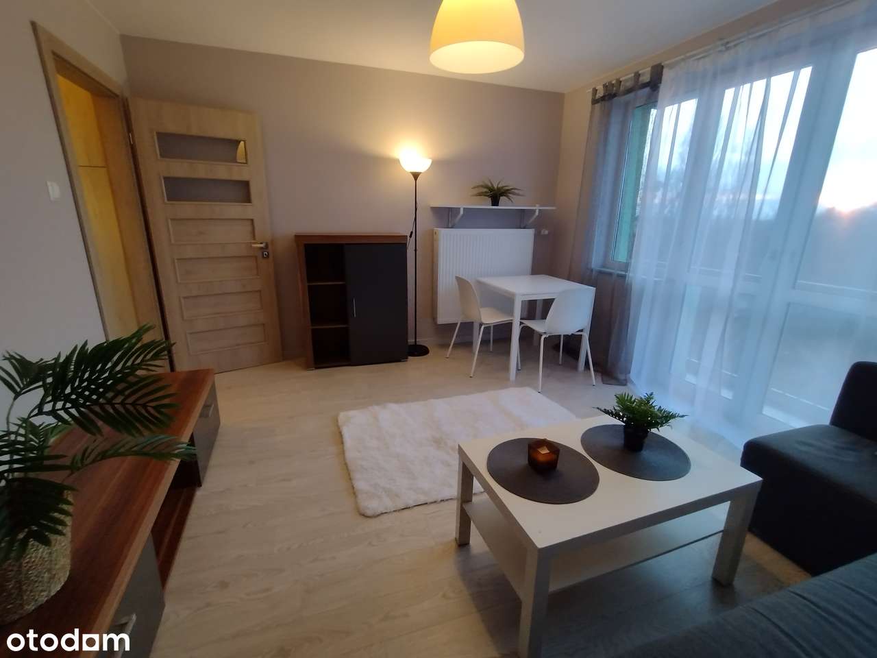 Top lokalizacja dla Studentów, rozkładowe 2 pokoje z balkonem - Pełny obrazek: 1/11