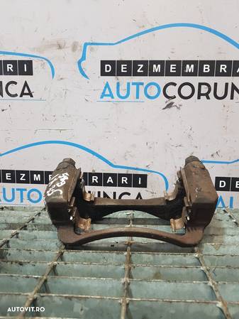 Suport etrier dreapta fata Hyundai IX35 2.0 CRDI 2010 - 2019 Automata 6 Trepte SUV 4 Usi (589) - 3