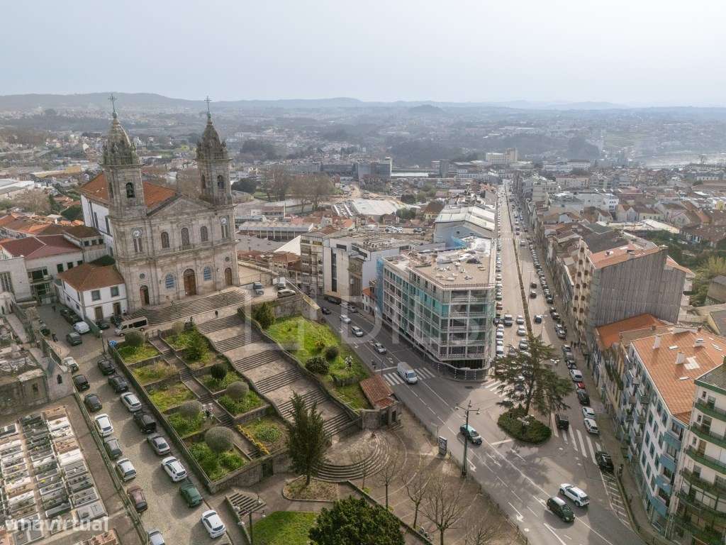 Moradia T5 + 1 no Bonfim com Jardim - Grande imagem: 5/48