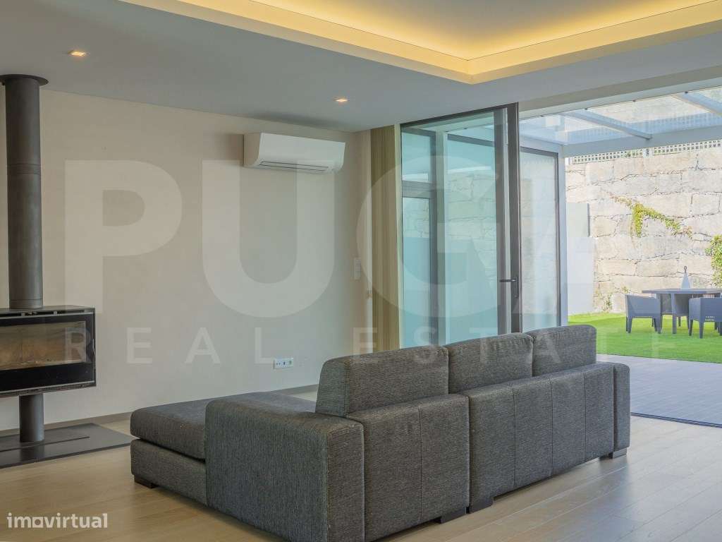 Moradia T3 de Luxo em Canidelo - A 100 metros da praia e com vista mar - Grande imagem: 4/19