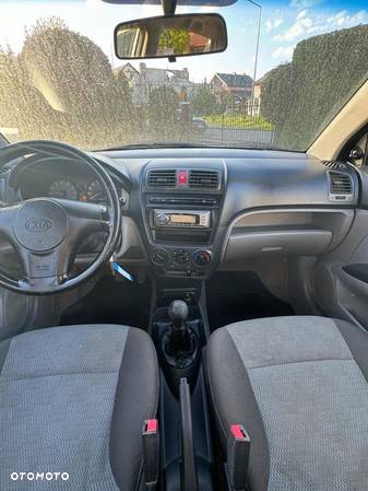 Kia Picanto 1.1 CRDi Family - 10