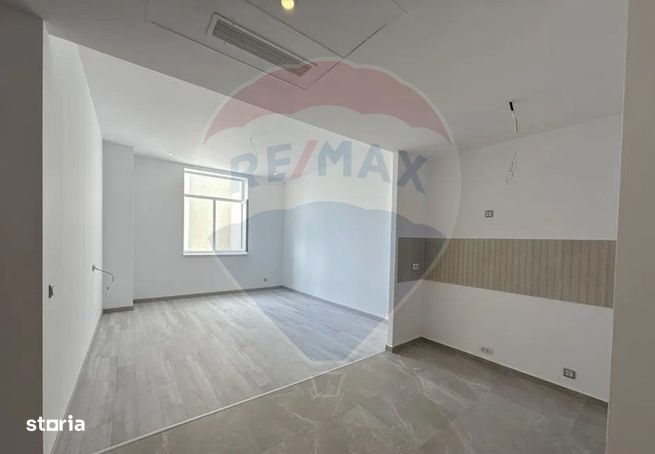 Vanzare apartament 2 camere - zona Vitan-1