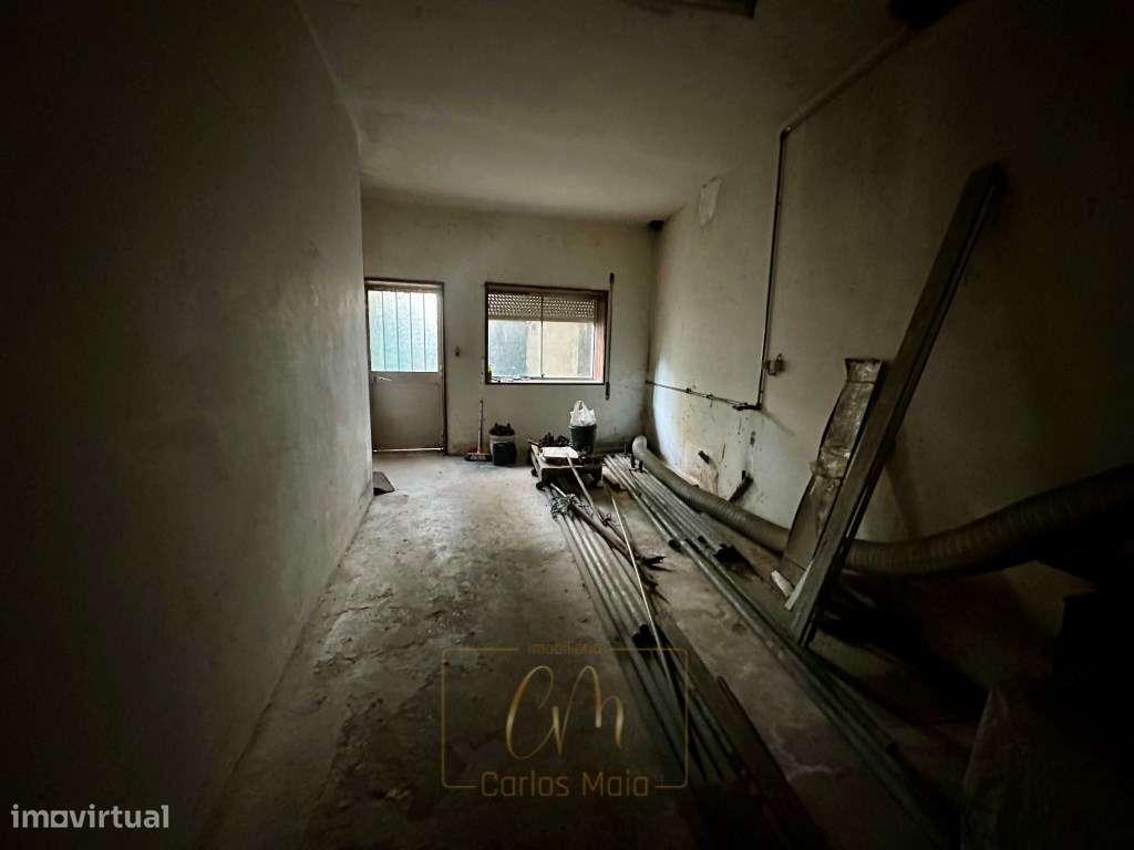 Moradia T4 c/Garagem junto ao rio-28