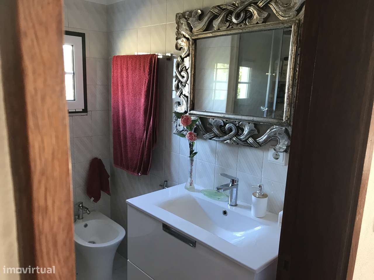 Apartamento T2 com varanda e cozinha equipada - Grande imagem: 5/14