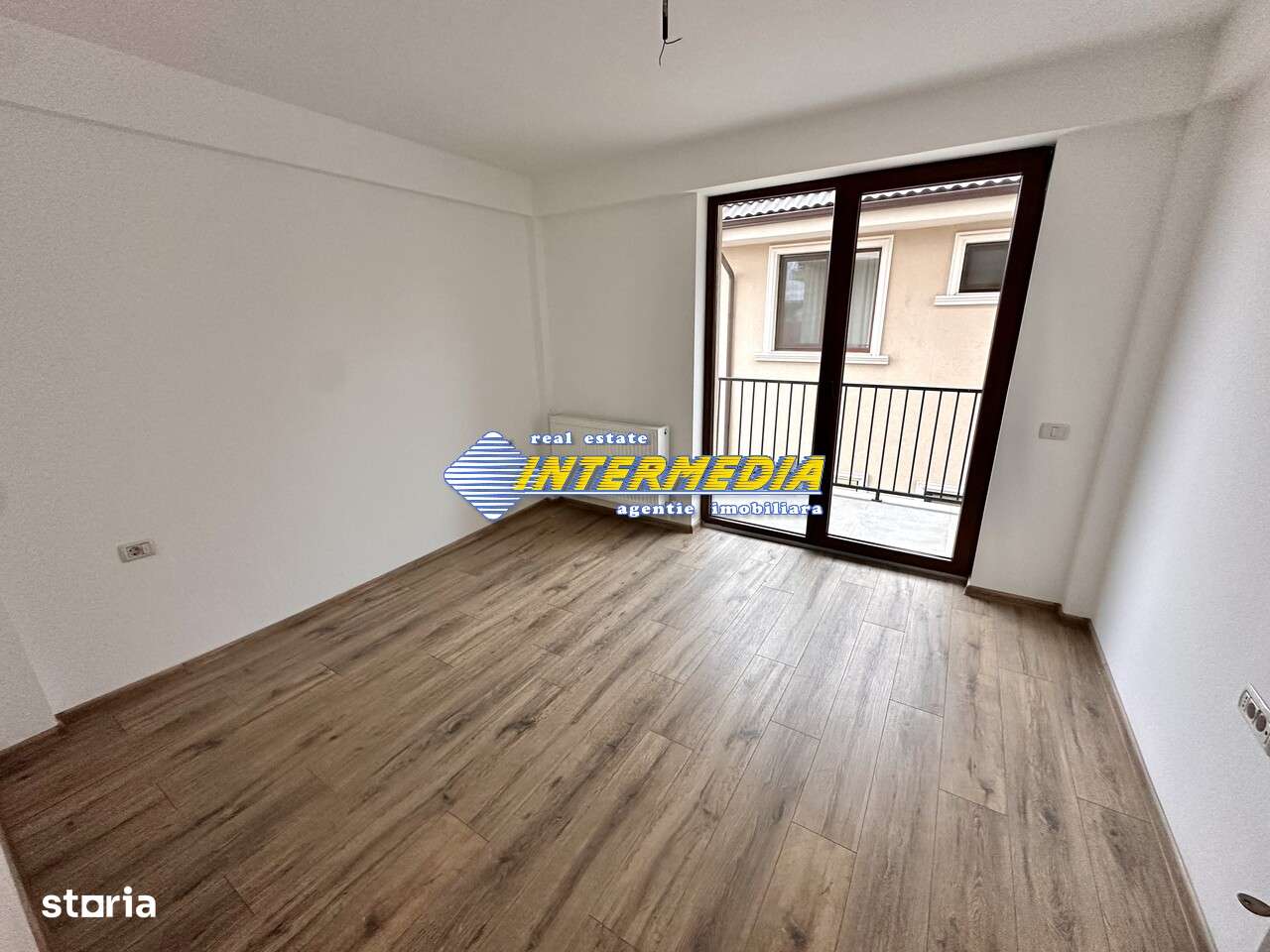 Apartament 2 camere etaj 1 in Cetate zona 0 finisat la cheie-0