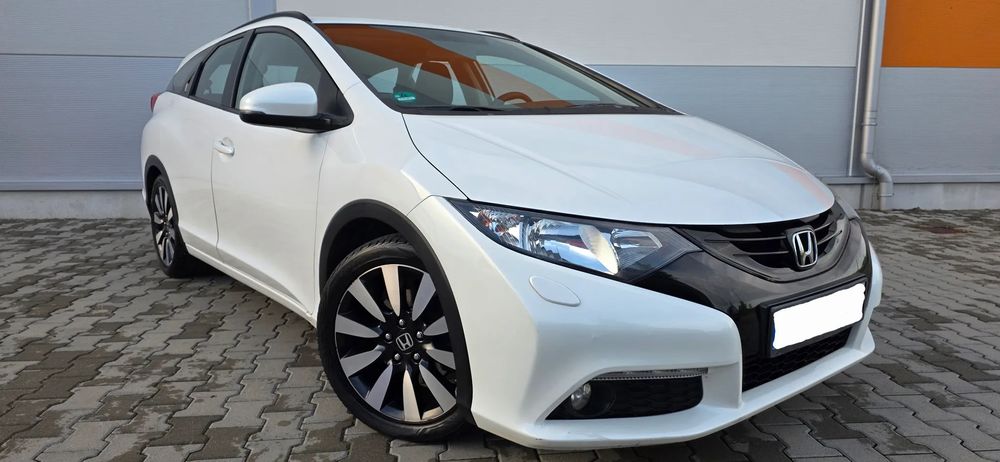 Honda Civic IX 1.8 i-VTEC Style Edition 2014
