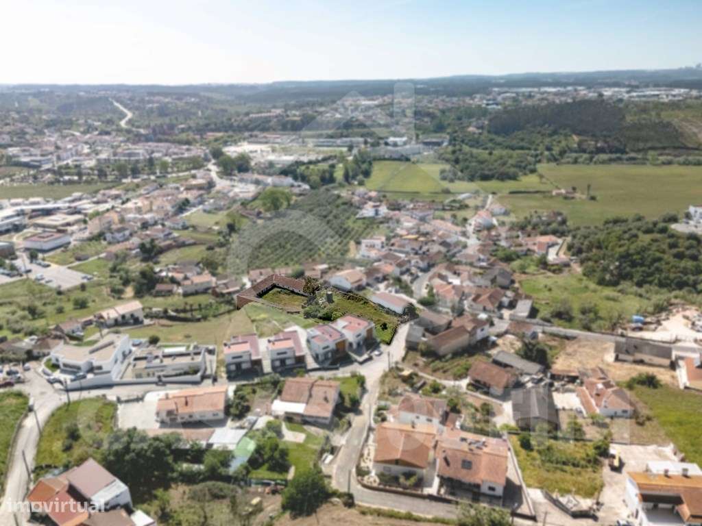 Terreno Urbano com 2720m² - Arneiro - Batalha-12