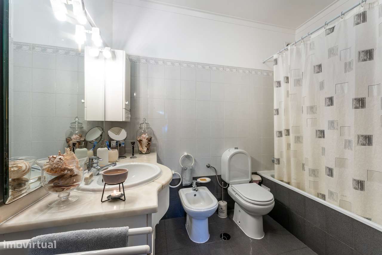 Moradia, 5 quartos, Sintra, Rio de Mouro-26