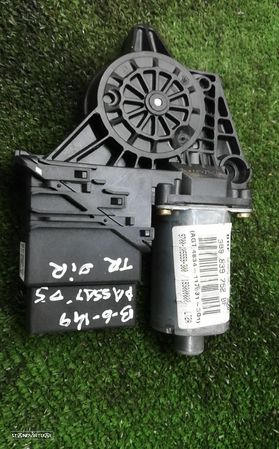 Motor De Elevador Trás Direito Volkswagen Passat Variant (3B6) - 1