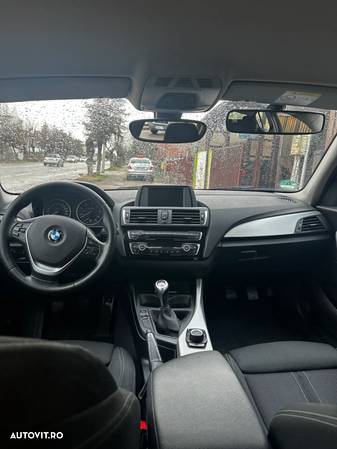 BMW Seria 1 120d Sport Line - 3