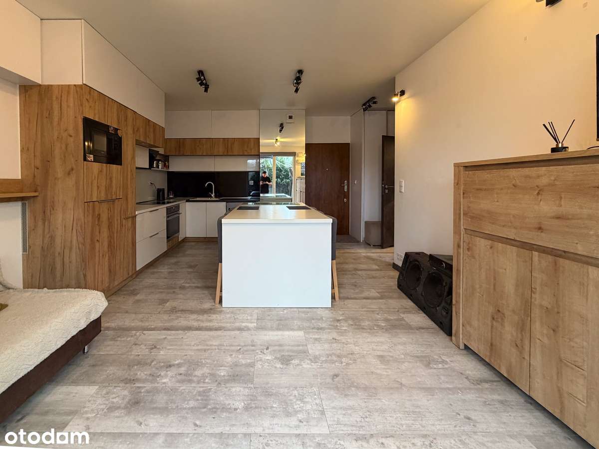 Dwa pokoje | ogródek 26 m2 | Metro-2