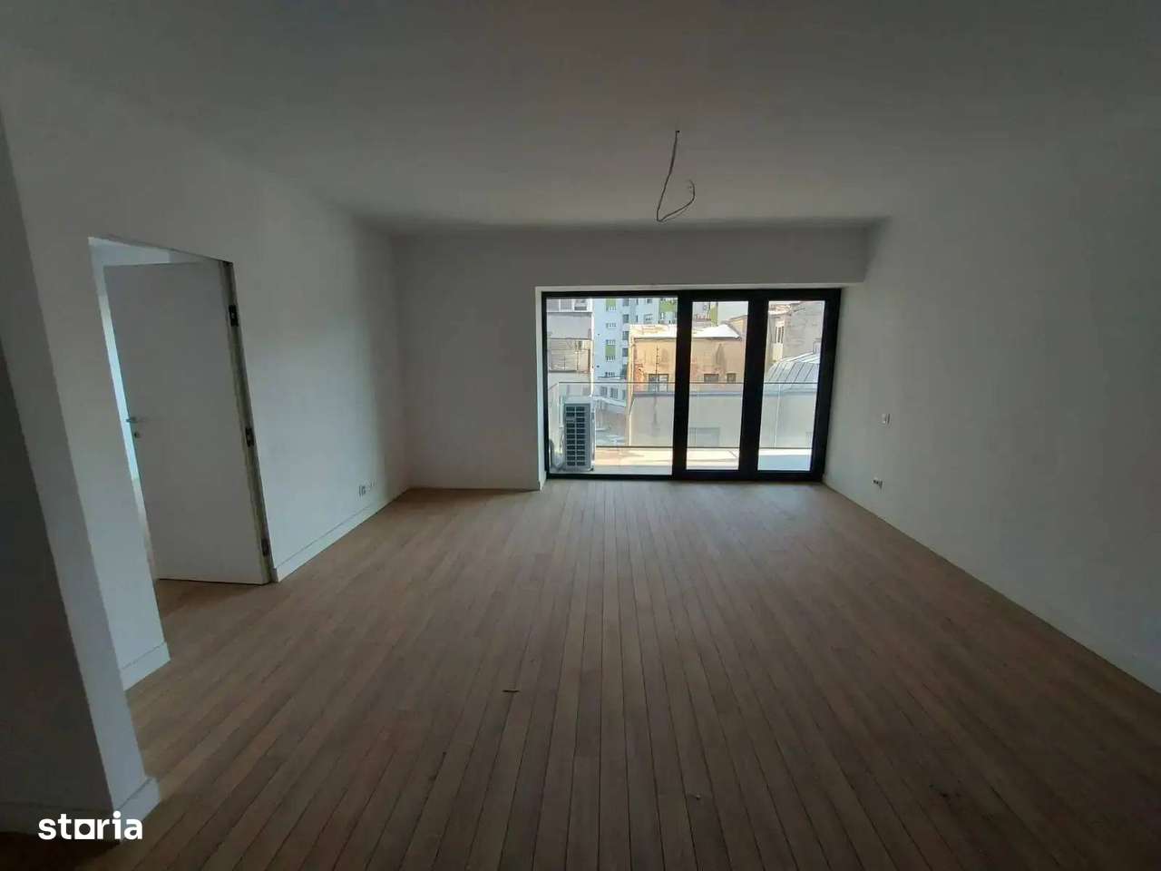 Apartament 3 camere bloc nou lux/13 Septembrie-Panduri/parcare inclusa